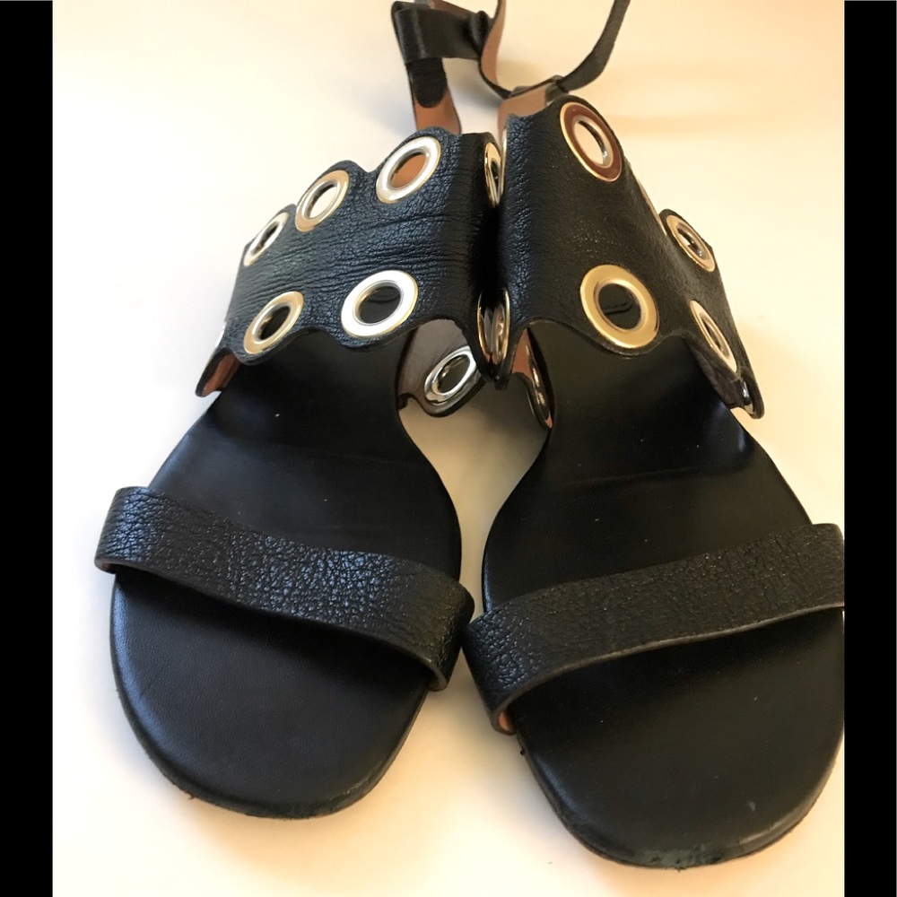 Chloe Vintage Black Leather Flat Ankle Strap Sandals Size 10